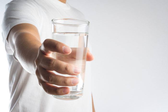 Ini 7 Manfaat Minum Air Putih di Pagi Hari